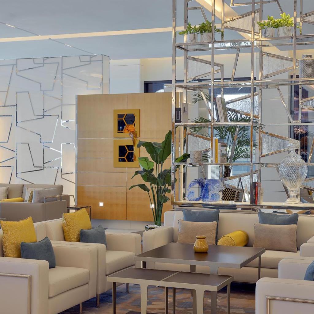 Hilton Dubai Palm Jumeirah — 