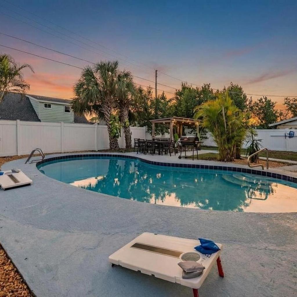 Photograph of Heated Pool & Game Room Pet Friendly Near Stadium & Airport