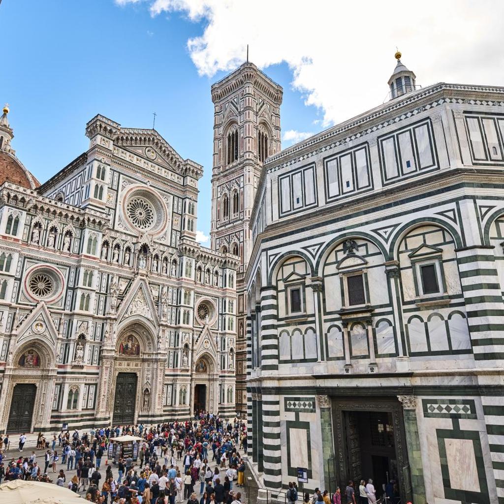 Photograph of Duomo Luxury Florence Apartment