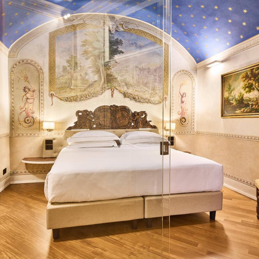 Photograph of Duomo Luxury Florence Apartment