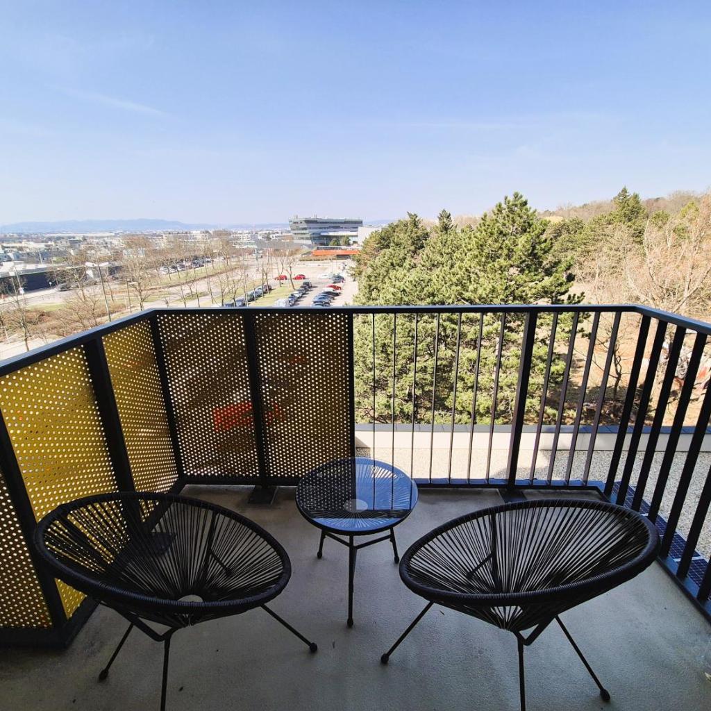 Photograph of Parkapartments