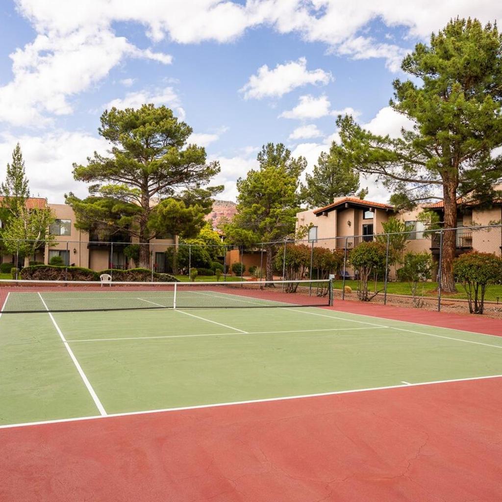 Photograph of Sunny 1BR Condo with Pool, Hot Tub, Pickleball, Golf