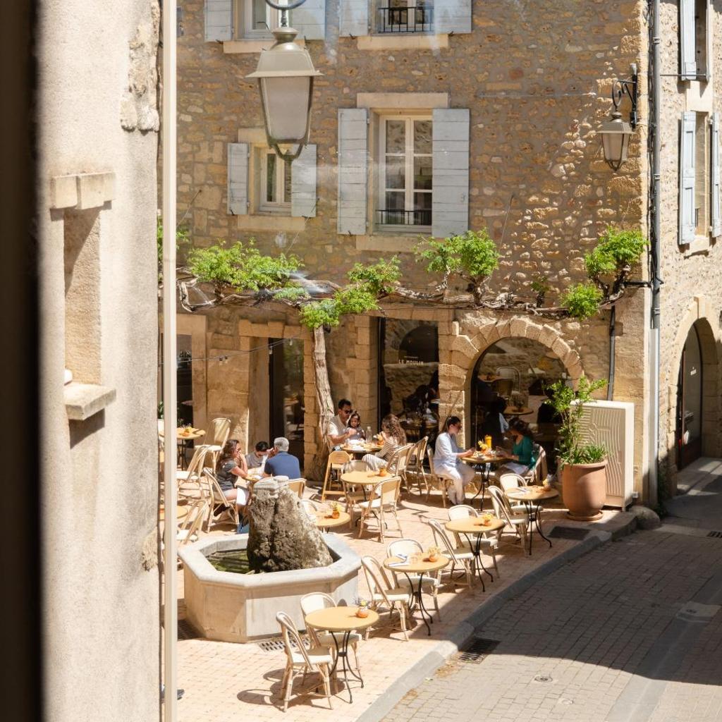 Le Moulin, Lourmarin, a Beaumier Hotel — 