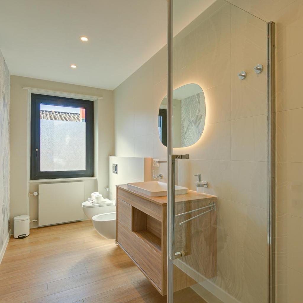 Image 7 - Boutique Homes