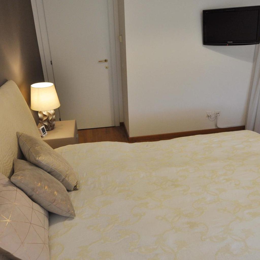Image 15 - Ferienwohnung am See mit Pool und Sauna