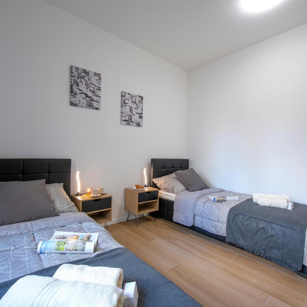 Image 41 - Boutique Apartments
