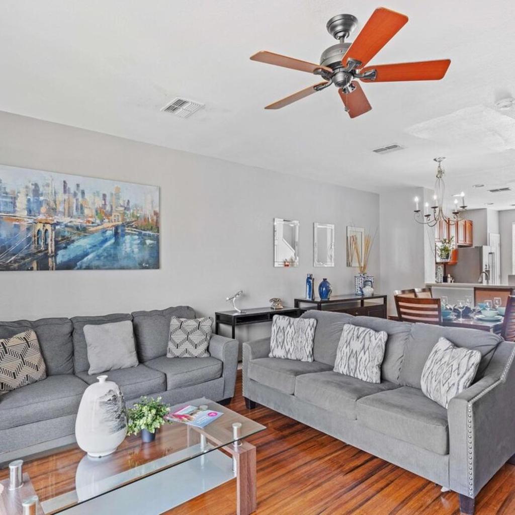 Photograph of 5026-11 Cozy 3BR Townhome Vista Cay Near Universal