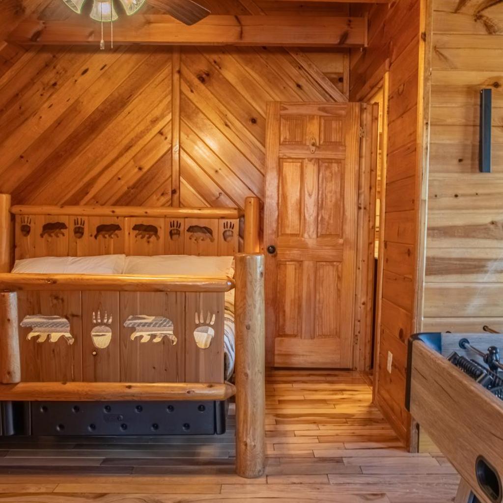 Photograph of Log Cabin | 7 min walk to Downtown Pkwy | Hot Tub