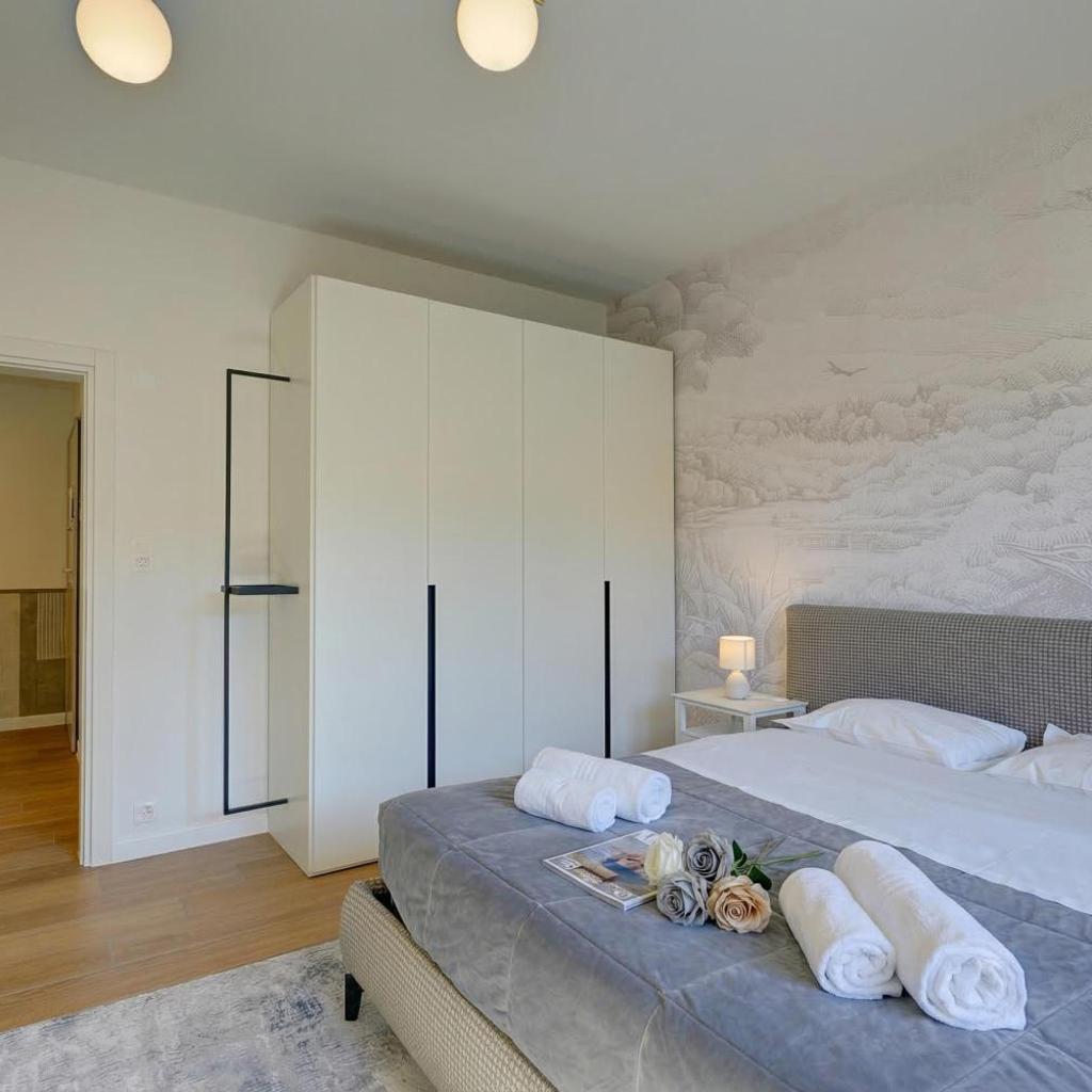 Image 104 - Boutique Apartments