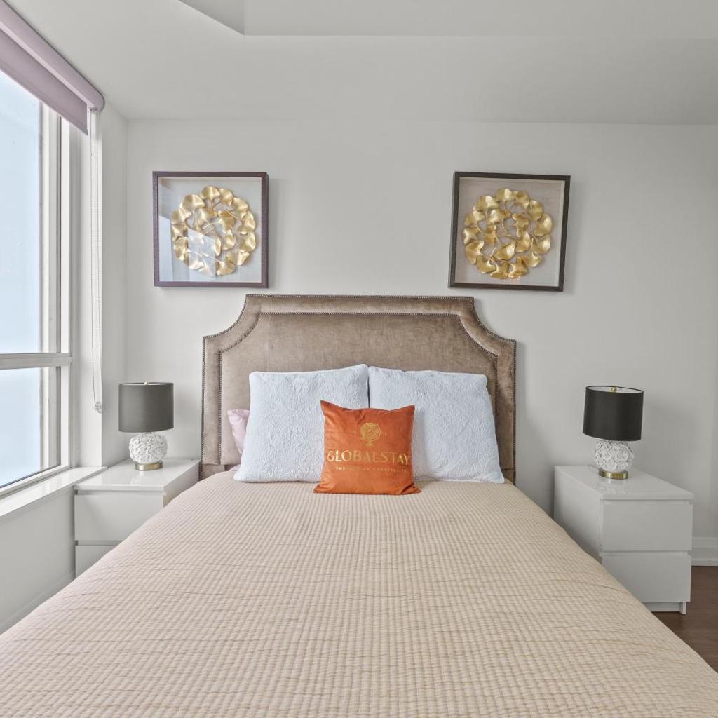 Photograph of 1 Bedroom 1 Bathroom Condo Sheppard Metro North York Toronto