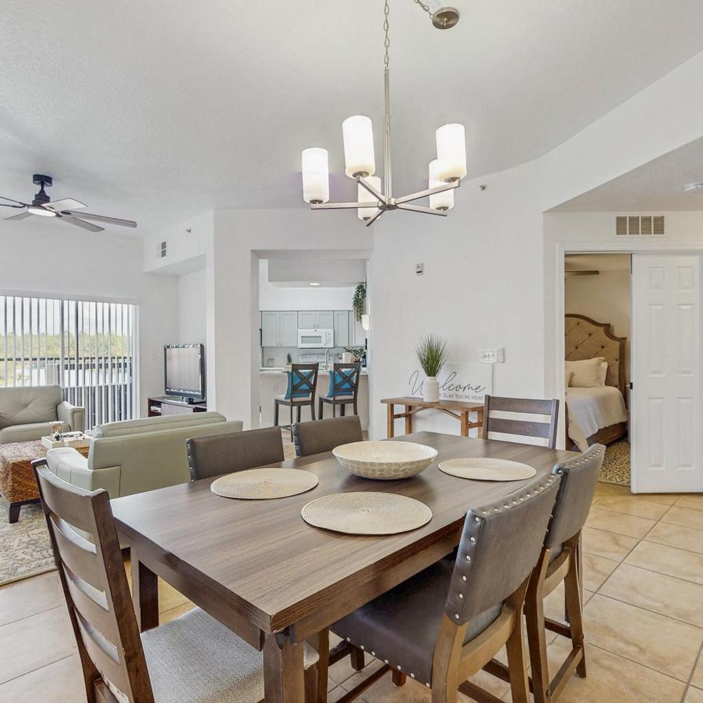 Photograph of Dog-Friendly Condo with Gym, WiFi, Balcony - Close to Theme Parks