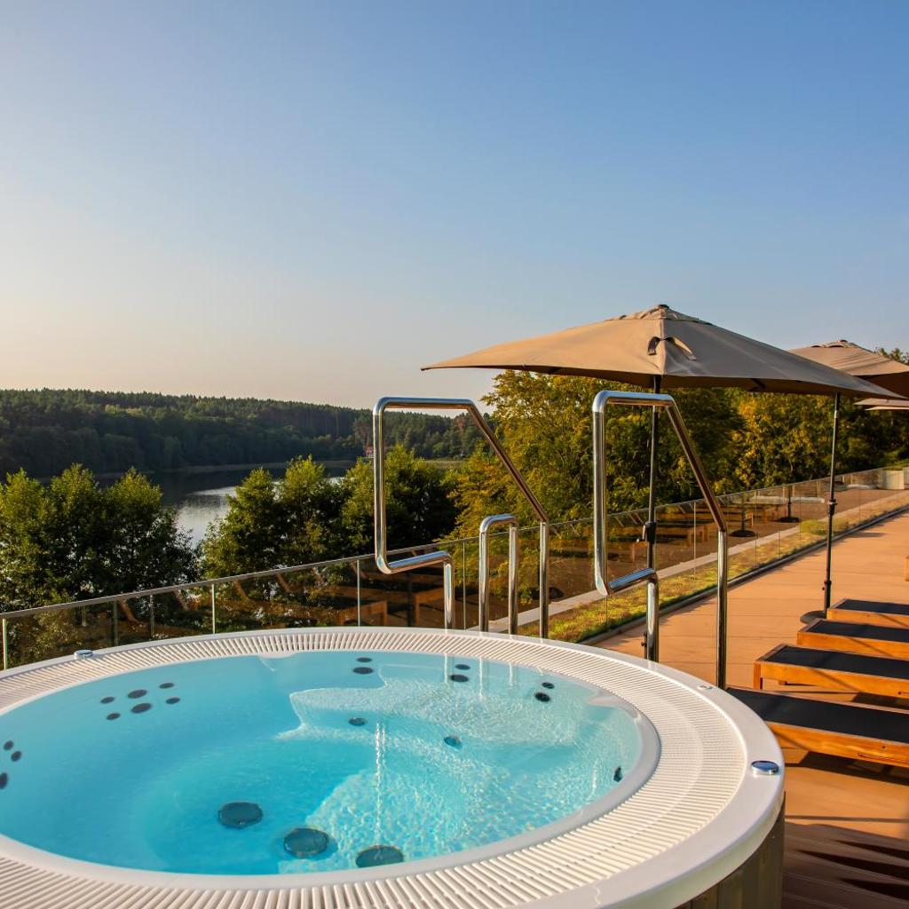 Hotel GLAR Conference & SPA — 