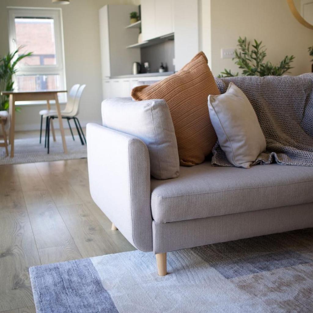 Photograph of Lovely 2 Bed Apartment, Sleeps 6, Edinburgh