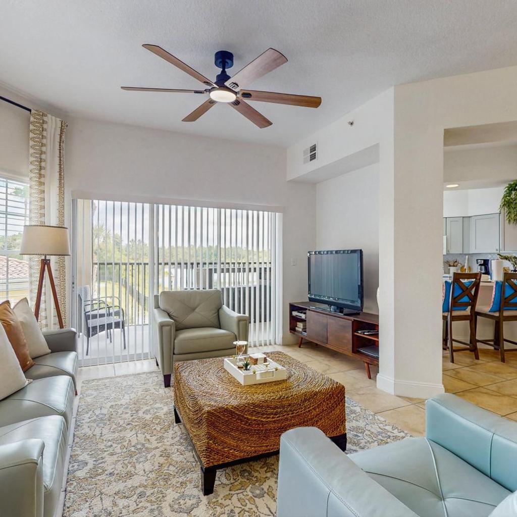 Photograph of Dog-Friendly Condo with Gym, WiFi, Balcony - Close to Theme Parks