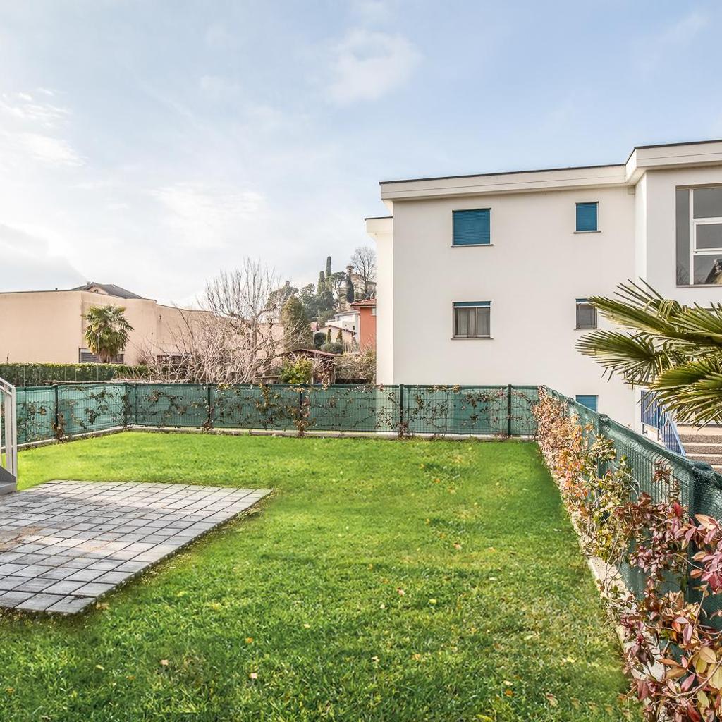 Image 1 - Appartamento con giardino 20 min COMO,30 Lugano