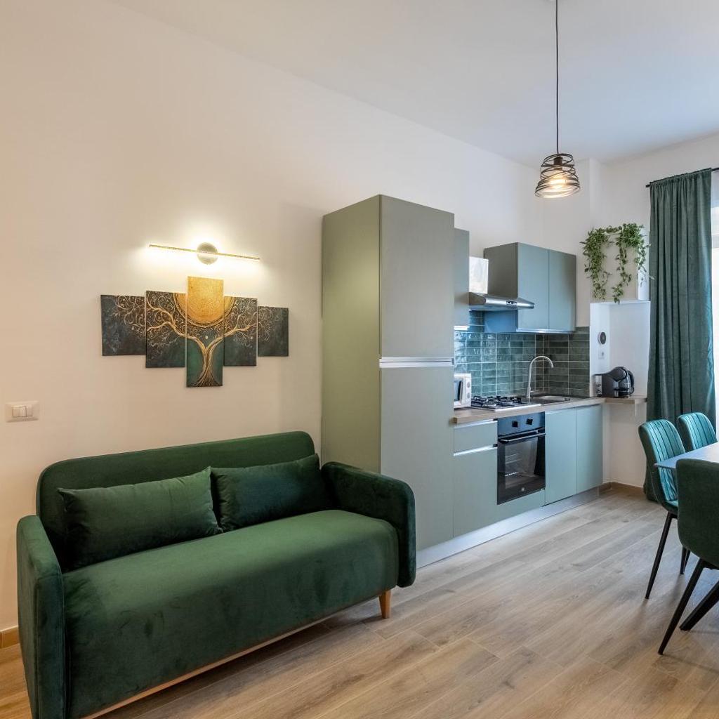 Photograph of St Peter Luxury Apt - Walk to Vatican, 4-6 pax, A-C