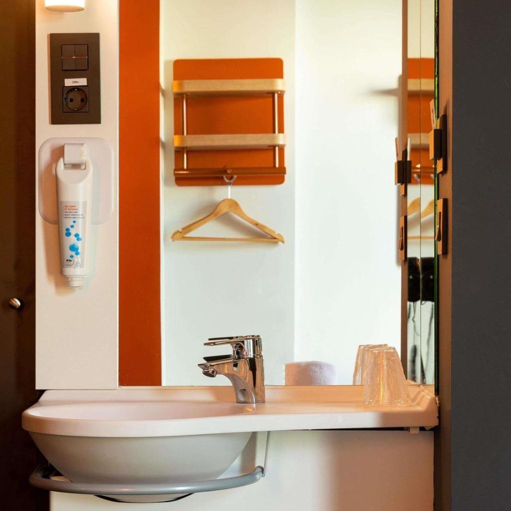 Photograph of Ibis Budget Madrid Centro Lavapies