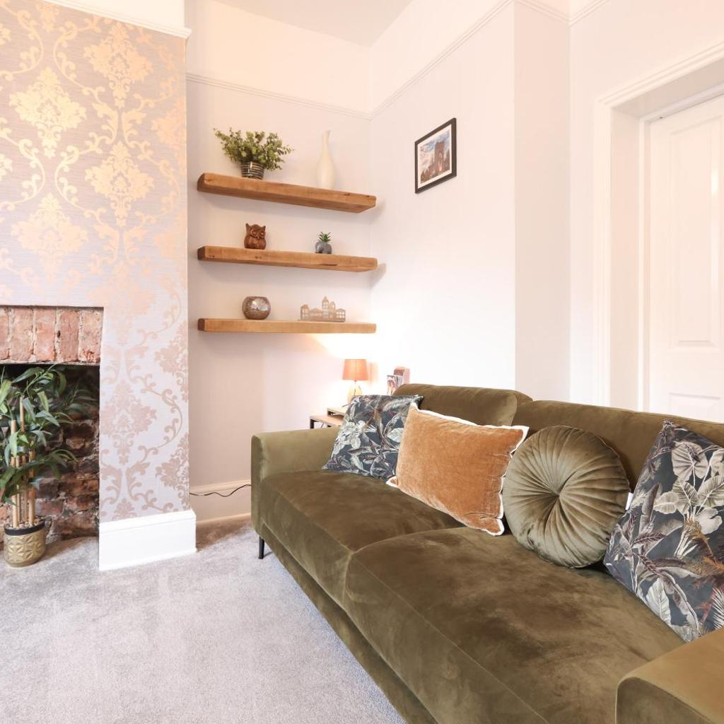 Photograph of Bootham Apartment 32 - Free Parking - Five minute walk to York Minster