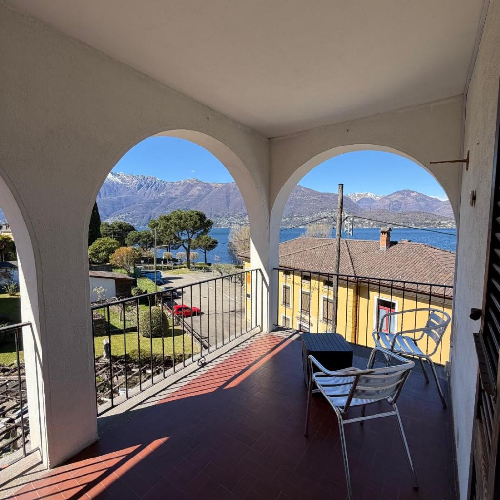Image 3 - Al Portico