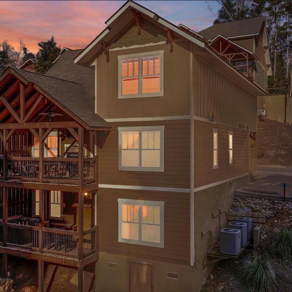Photograph of Splash Mansion