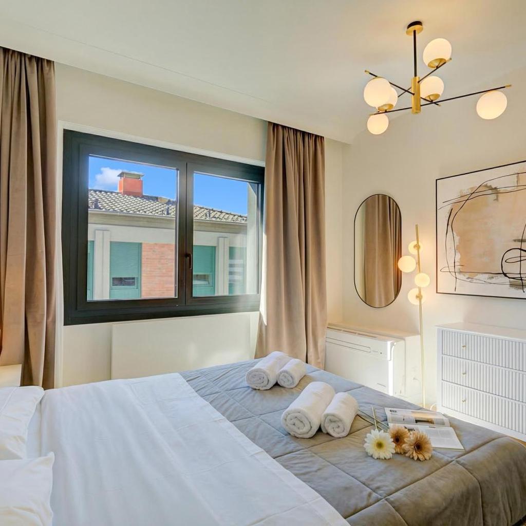 Image 117 - Boutique Homes
