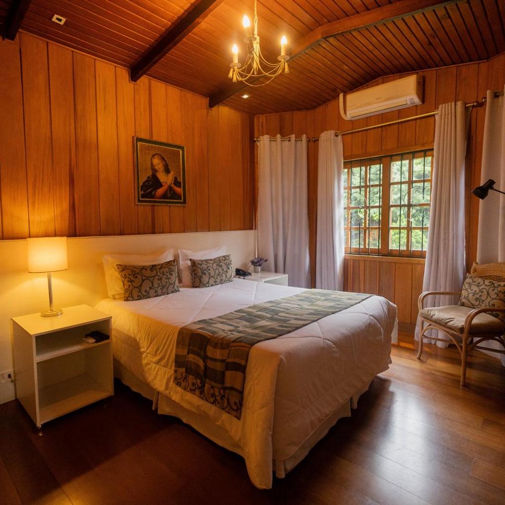 Pousada Apple House Campos do Jordao — 
