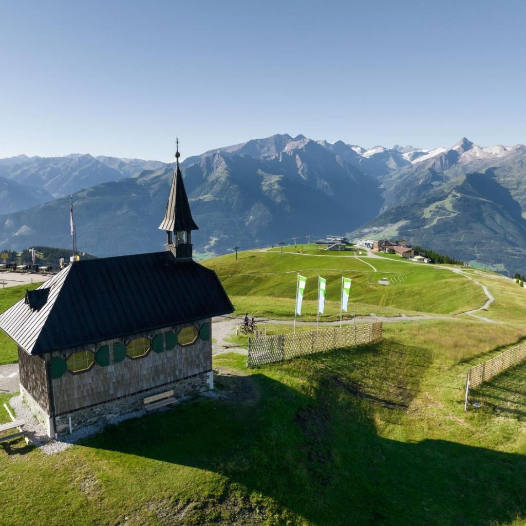 Berghotel Schmittenhöhe - 2000m — 