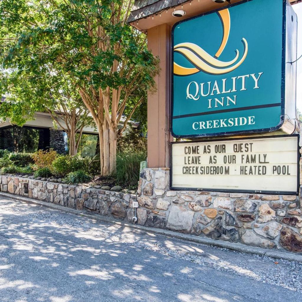 Photograph of Quality Inn Creekside - Downtown Gatlinburg