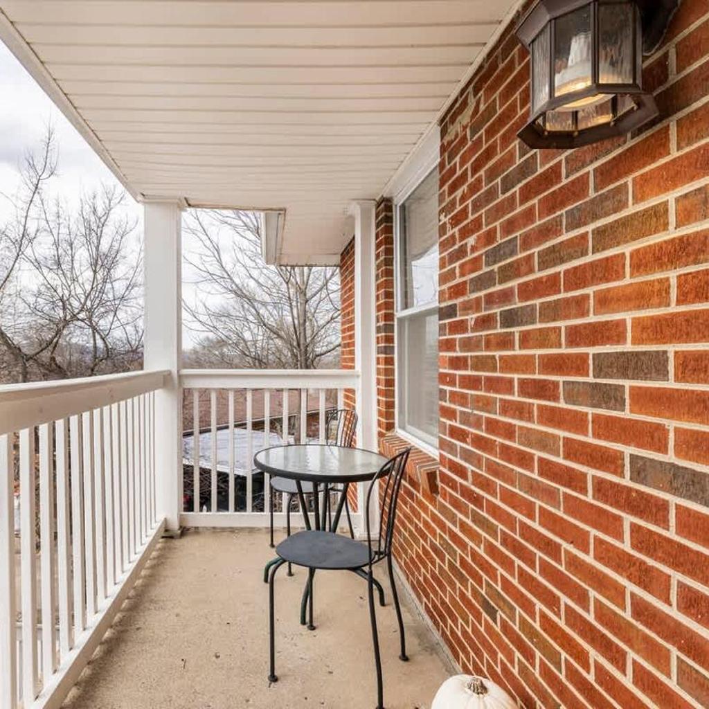 Photograph of Cozy Nashville Retreat 10 Min to Broadway