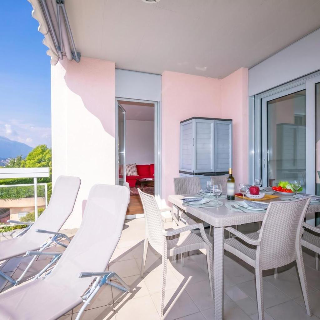 Image 2 - La Maison du Bonheur - Happy Rentals