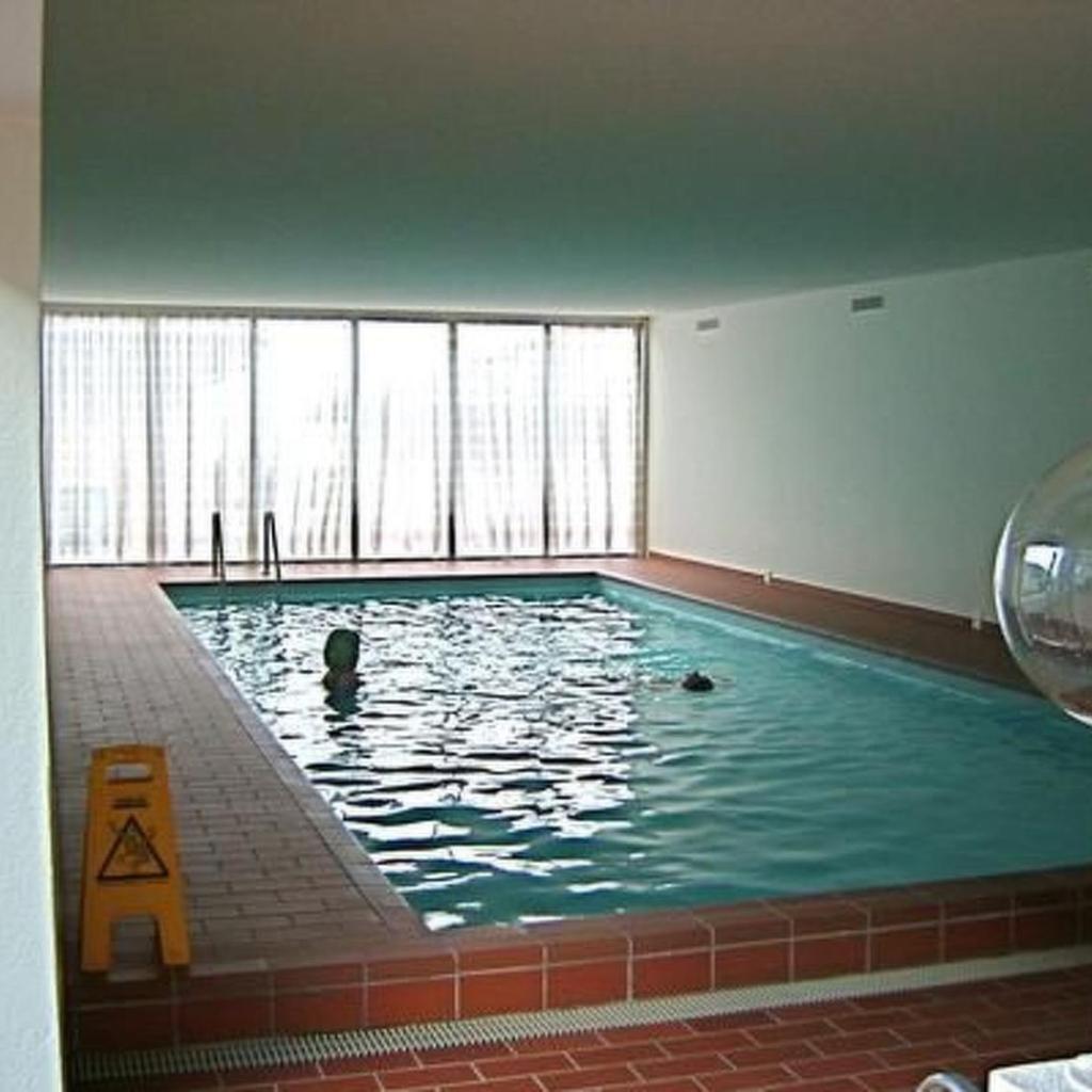Image 4 - Apartment Freie Sicht auf See und Berge by Interhome