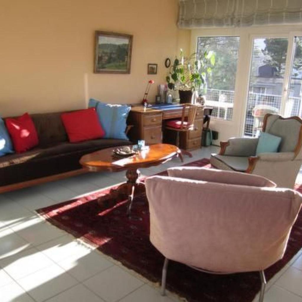 Image 1 - Apartment Freie Sicht auf See und Berge by Interhome
