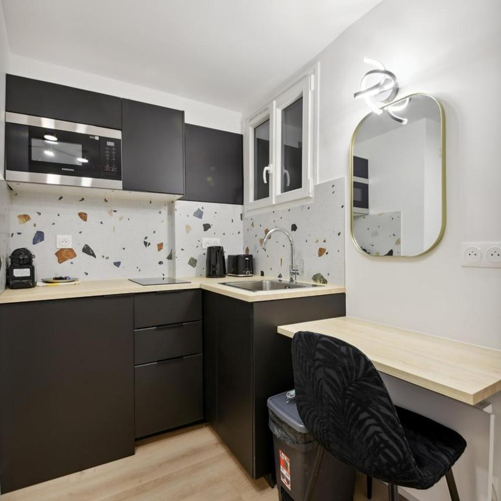 Photograph of 342 Suite Elena - Stunning Parisian apartment