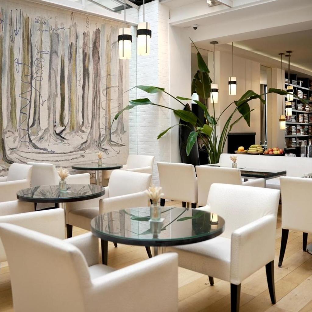 Hôtel Le A - Champs-Elysées — 