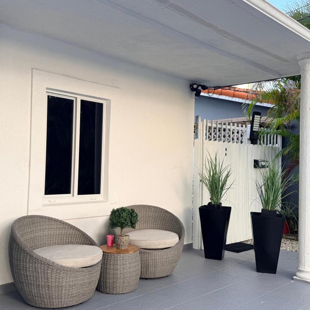 Photograph of Beautiful House 7 min from Miami Airport w FREE parking
