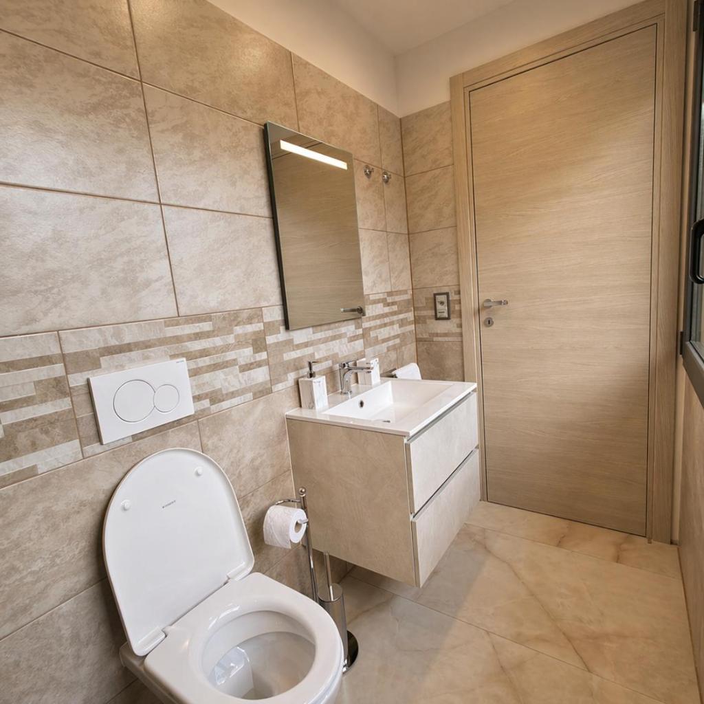 Carousel image 13