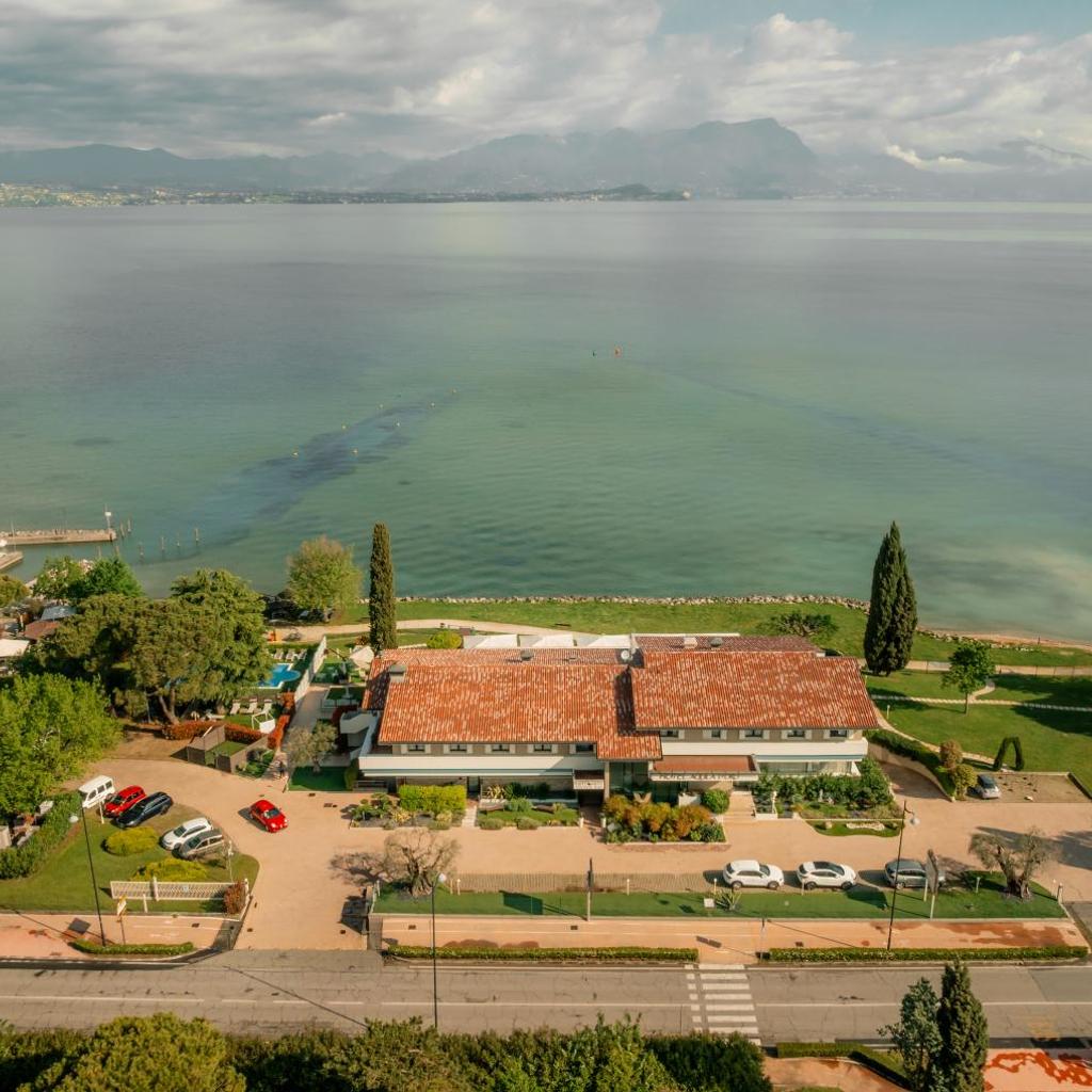 Hotel Aquila D'Oro Desenzano — 