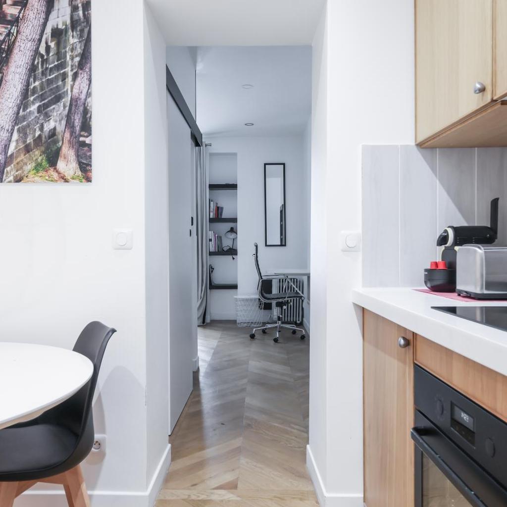 Photograph of 4-Star Air-Conditioned Apartment for 4, 10 min from Champs-Élysées