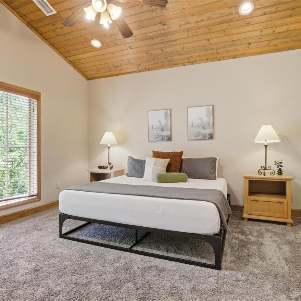 Photograph of Timber Lodge at Serenity Ridge - 5 UnitsGroups
