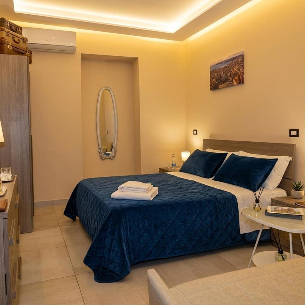 Photograph of MaX RelaX Suite - Bed & Breakfast - Vicino Stazione Napoli Centro Storico