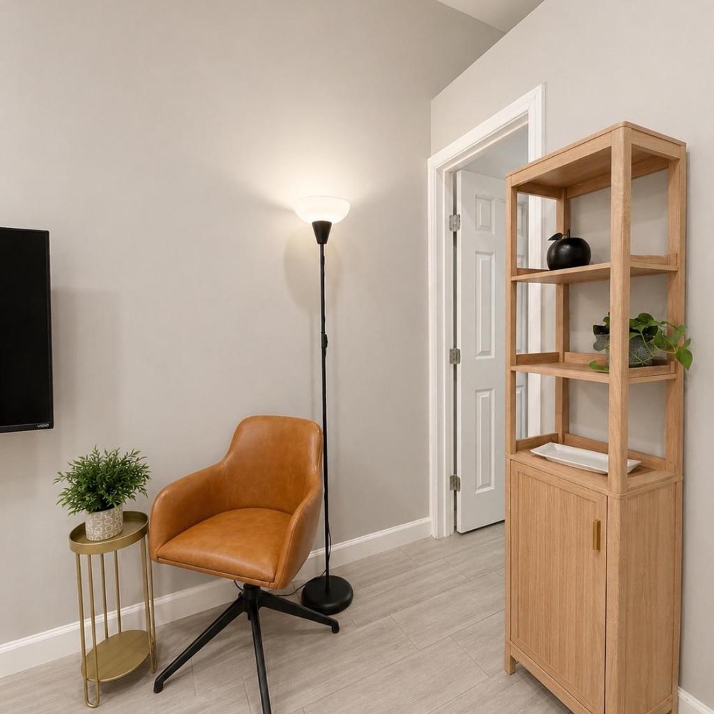 Photograph of Private modern guesthouse, near La Cantera/Medical Center