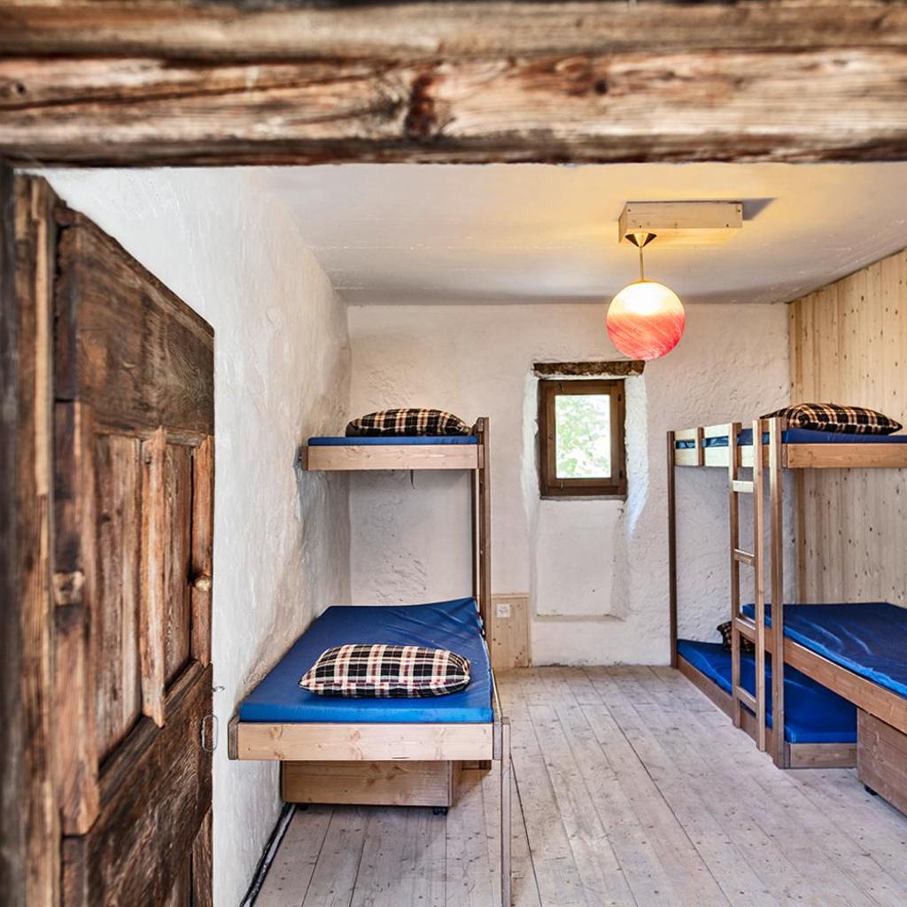 Image 3 - Hostelleria