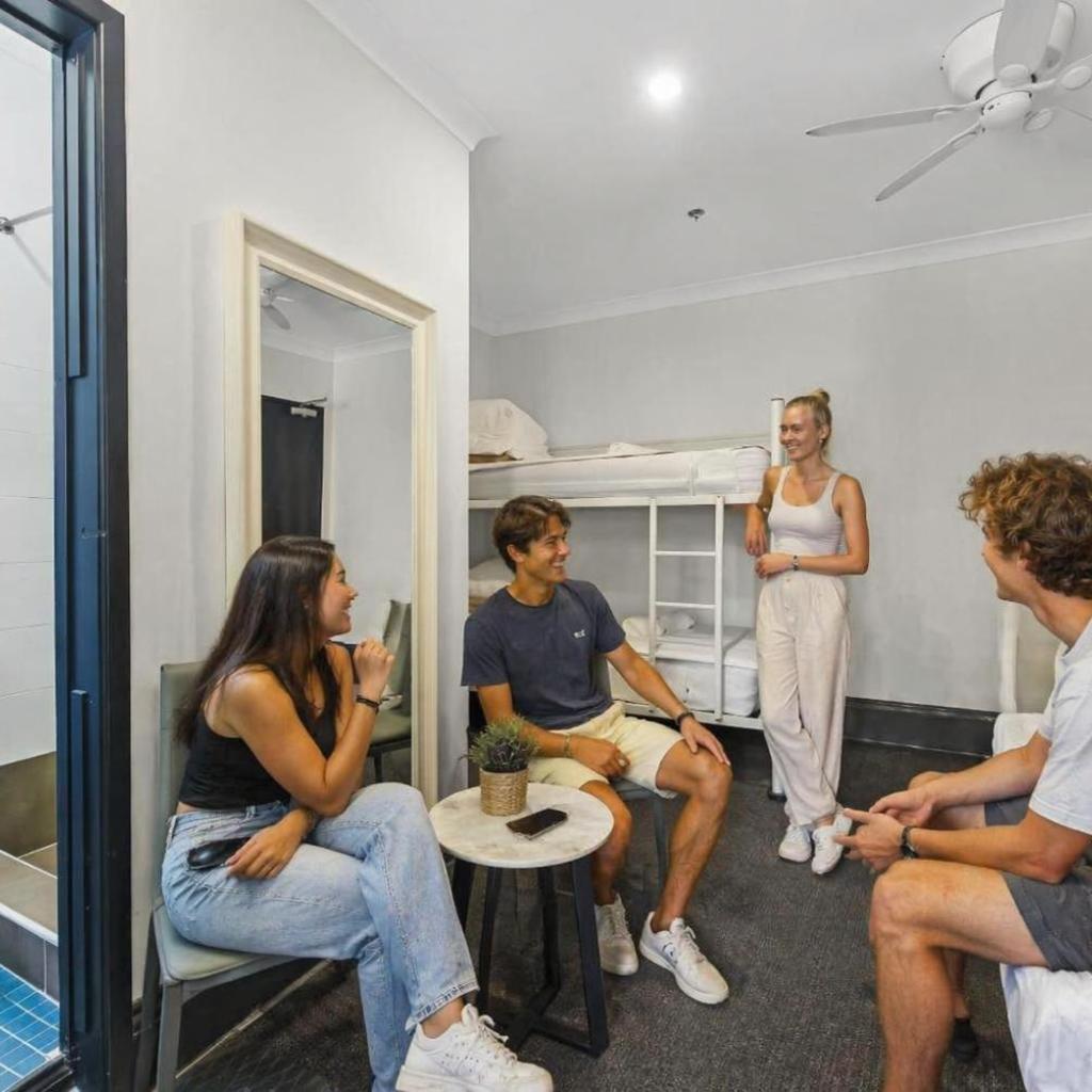 Photograph of London Gate Backpackers Hostel