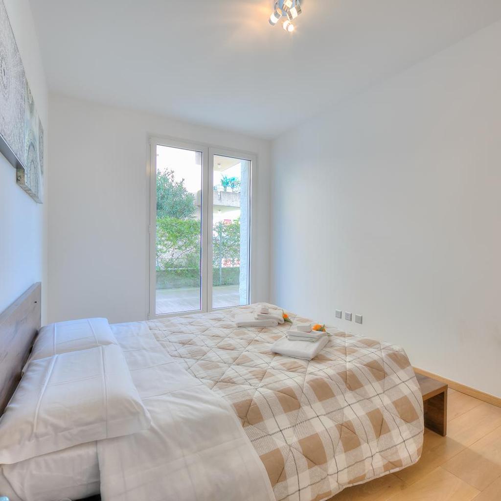 Image 5 - Boutique Apartment Lugano with private Garden close to the centre - Happy Rentals