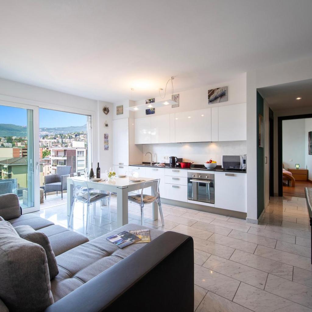 Image 2 - Panoramic Penthouse - Happy Rentals