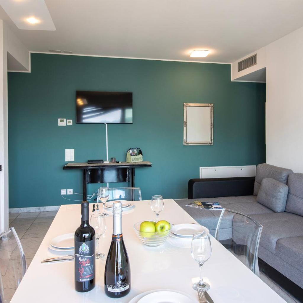 Image 12 - Panoramic Penthouse - Happy Rentals