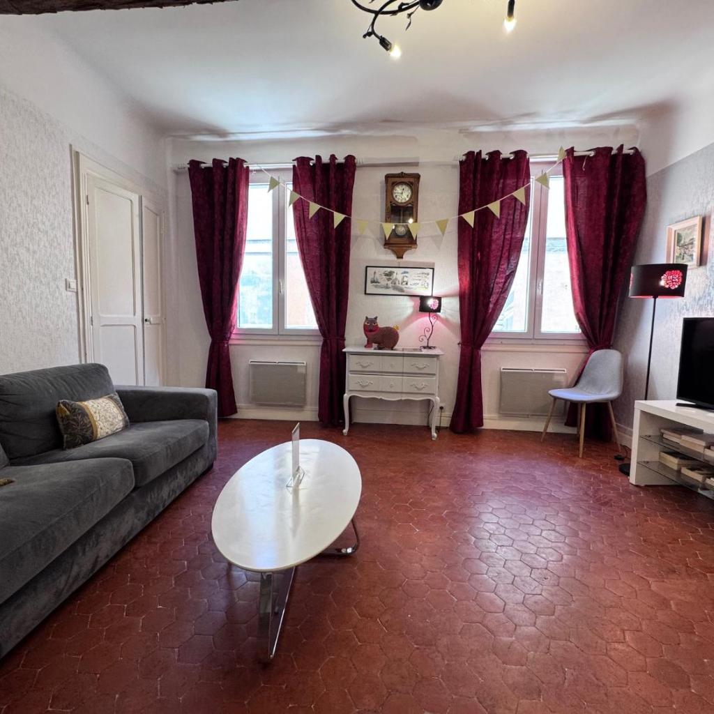 Photograph of C OT La Maison Barillerie 4 - Old Town