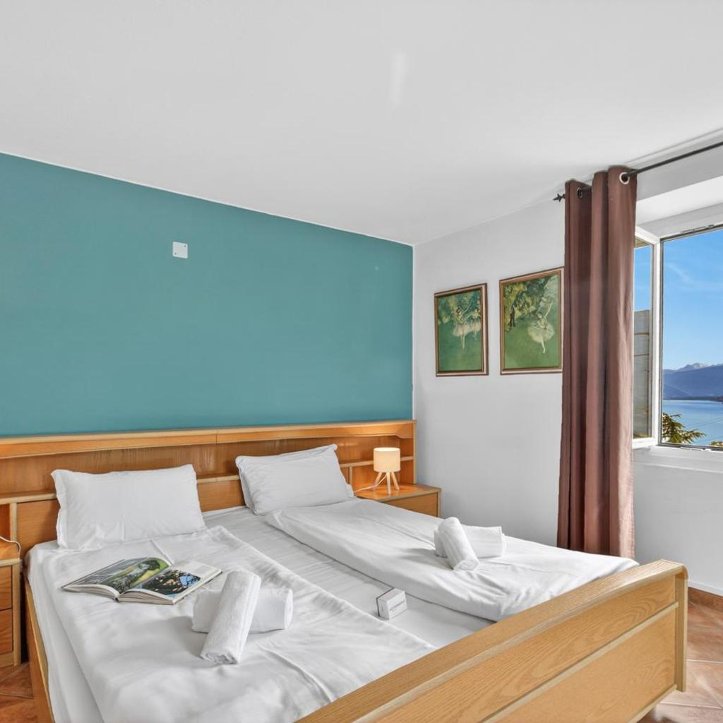 Image 5 - Casa Berta Brissago 2 with Balcony for Six - Happy Rentals