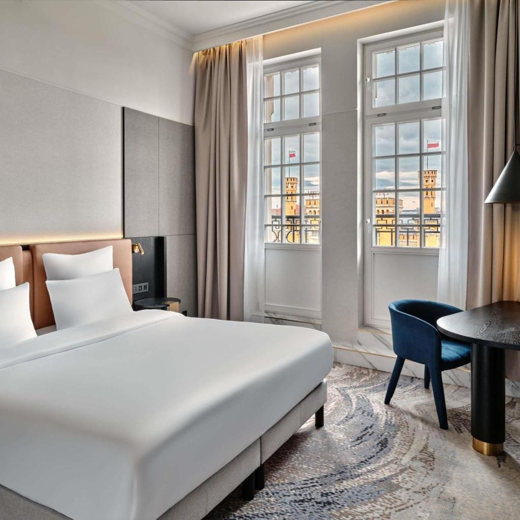 Mövenpick Grand Hotel Wroclaw — 