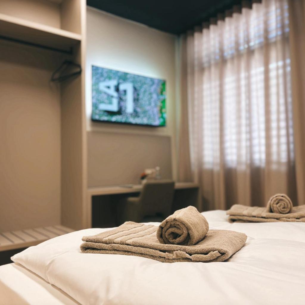 Image 15 - B-ROOMS Bleisure Hotel - Lugano district